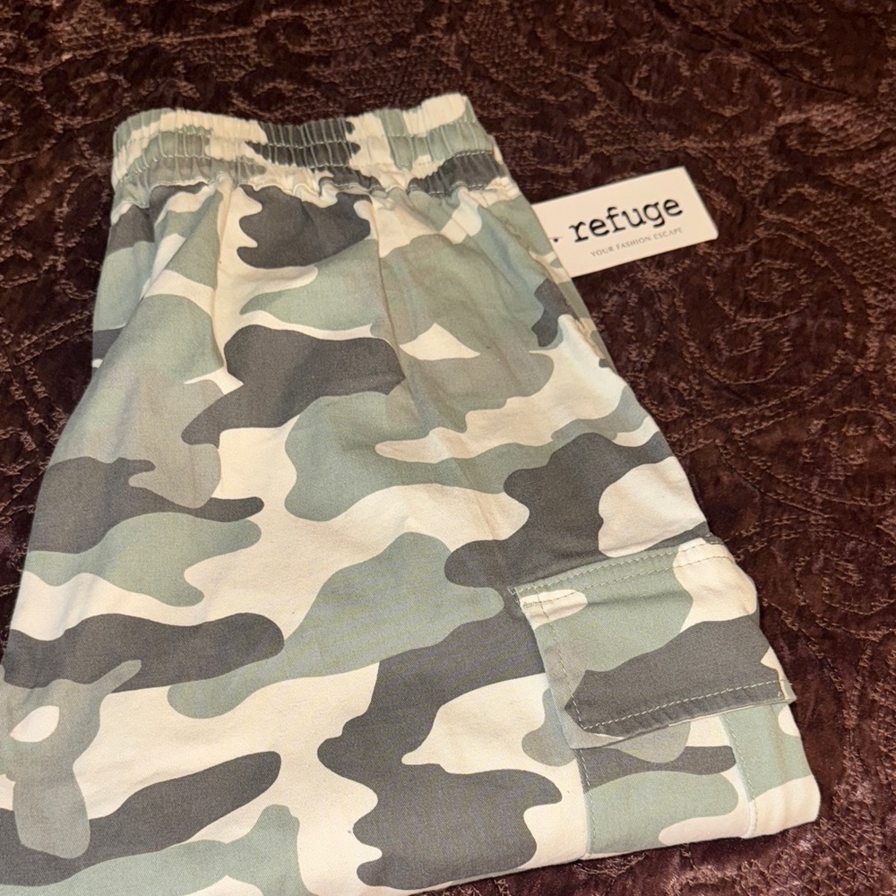Refuge Green Camouflage Cargo Joggers - Picture 7 of 16